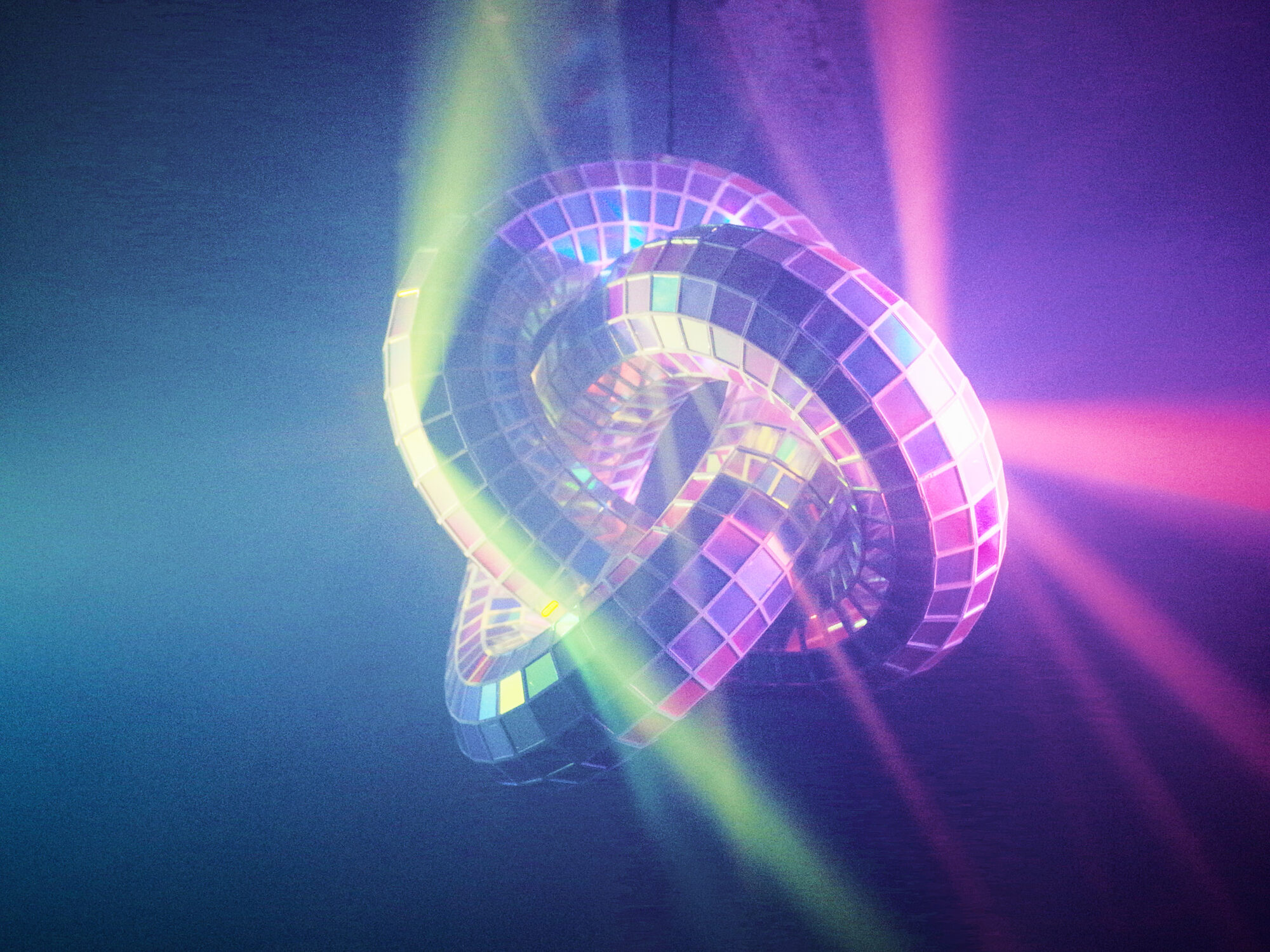 Polydisco mirror object